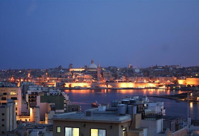 هتل Ax The Palace