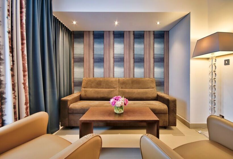 هتل Ax The Palace