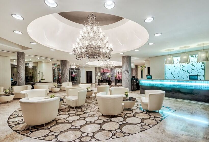 هتل Ax The Palace