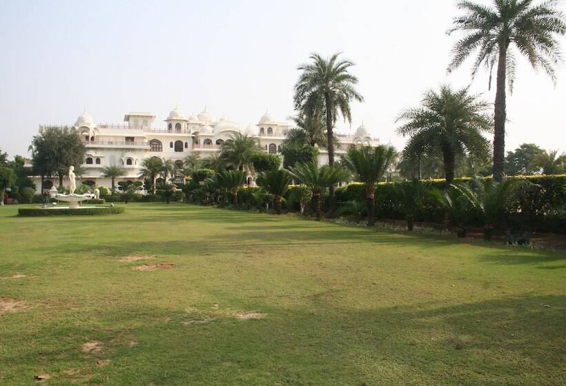 فندق Shiv Vilas Resort