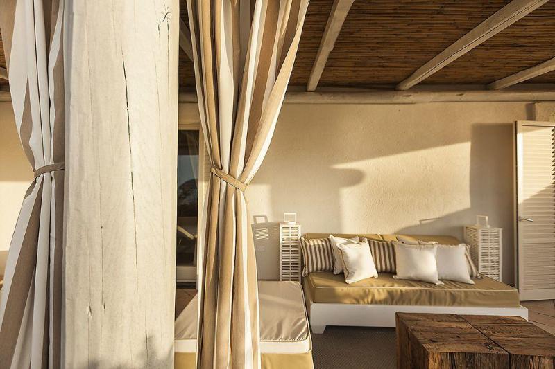 Therasia Resort Sea And Spa The Leading Hotels Of The World