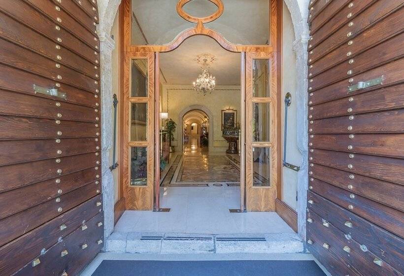 فندق Torre Sant Angelo