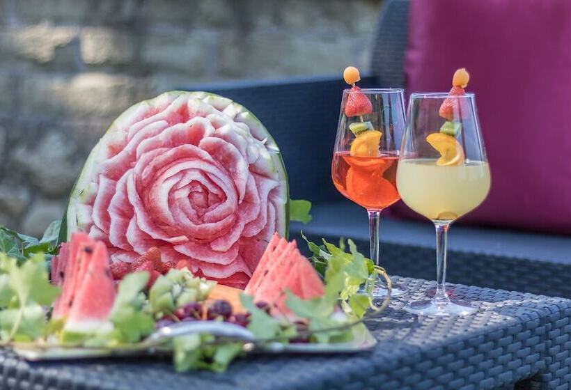 فندق Torre Sant Angelo