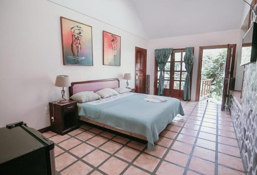 ホテル Tres Banderas