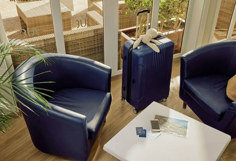 Grupotel Flamingo Beach