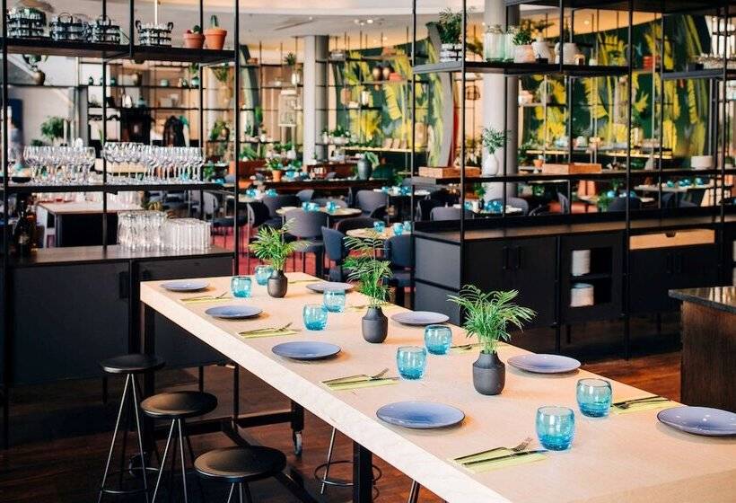 Отель Vienna House By Wyndham Andel S Cracow