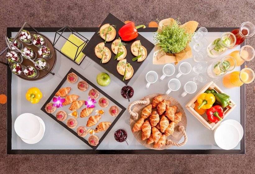 Отель Vienna House By Wyndham Andel S Cracow