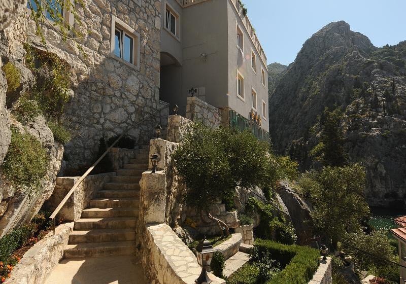 בית מלון כפרי Villa Dvor