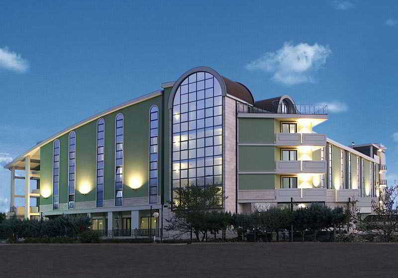 ホテル Villa Fontana