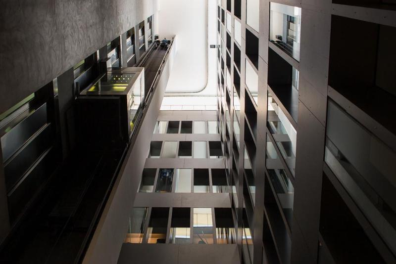 Отель Vincci Zaragoza Zentro