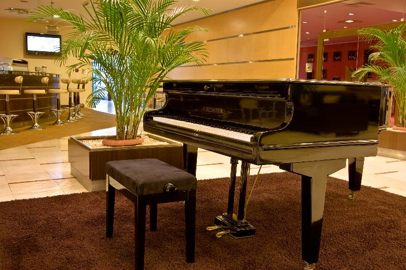 Vitosha Park Hotel   Free Indoor Pool & Parking