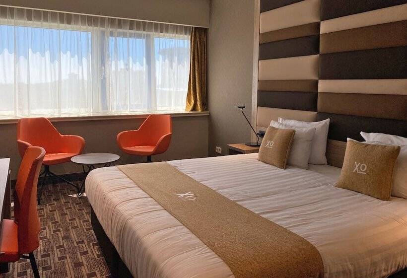 Xo Hotels Blue Tower