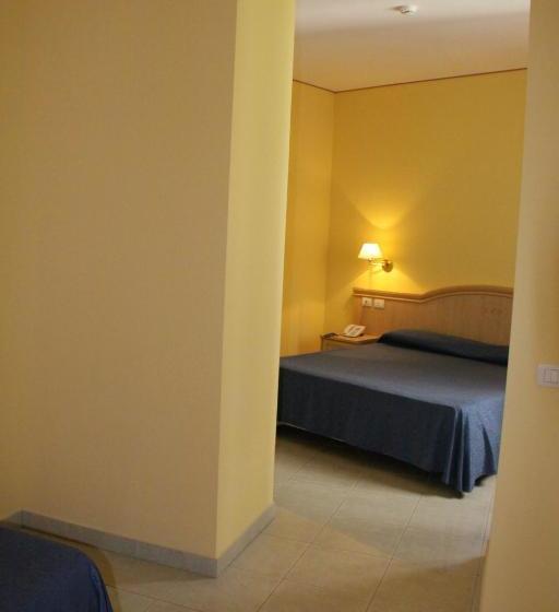 בית מלון כפרי Yacht Marina