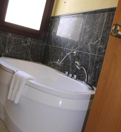 בית מלון כפרי Yacht Marina