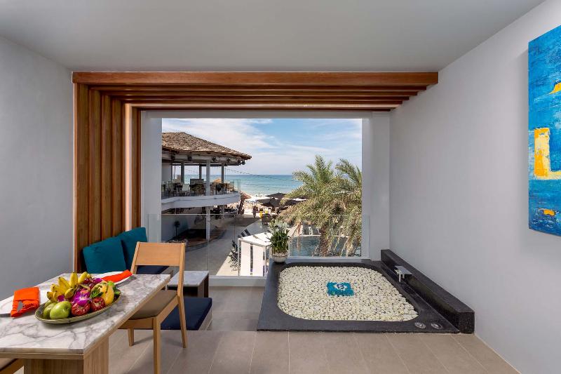 Kudo Hotel & Beach Club