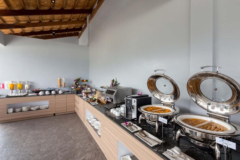 Kudo Hotel & Beach Club