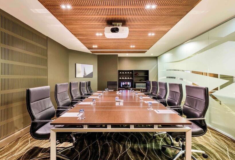 Novotel Christchurch Cathedral Square