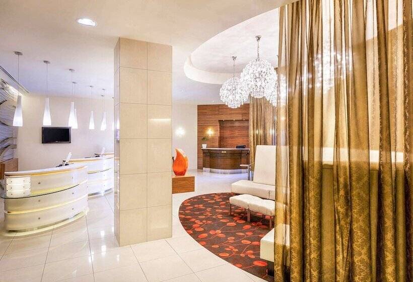 Novotel Christchurch Cathedral Square