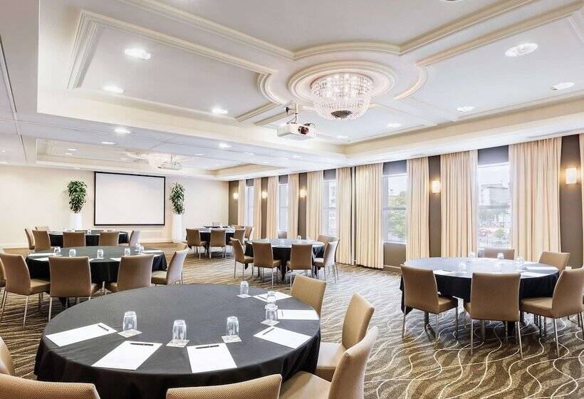 Novotel Christchurch Cathedral Square