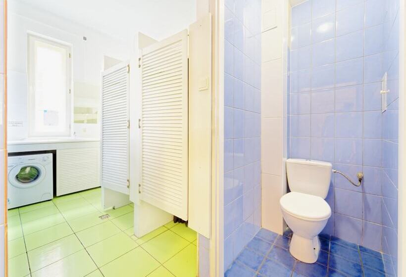 Old Town Kanonia Hostel & Apartments