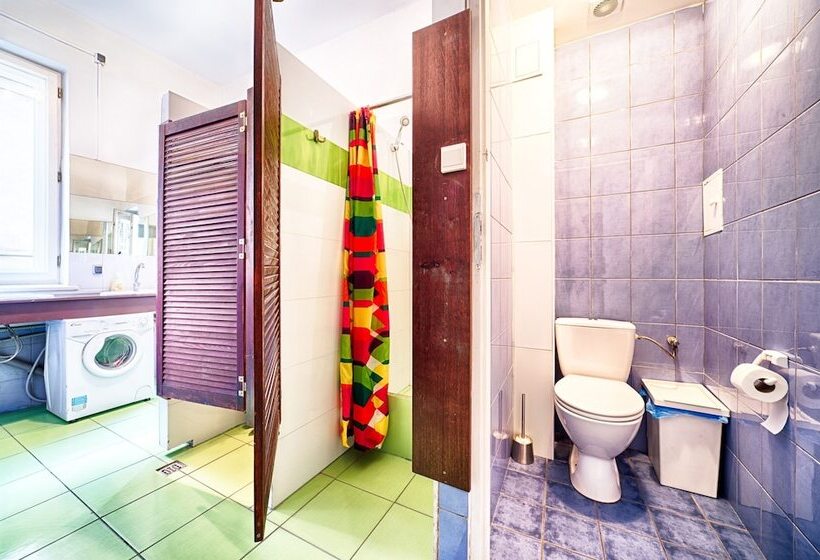 Old Town Kanonia Hostel & Apartments