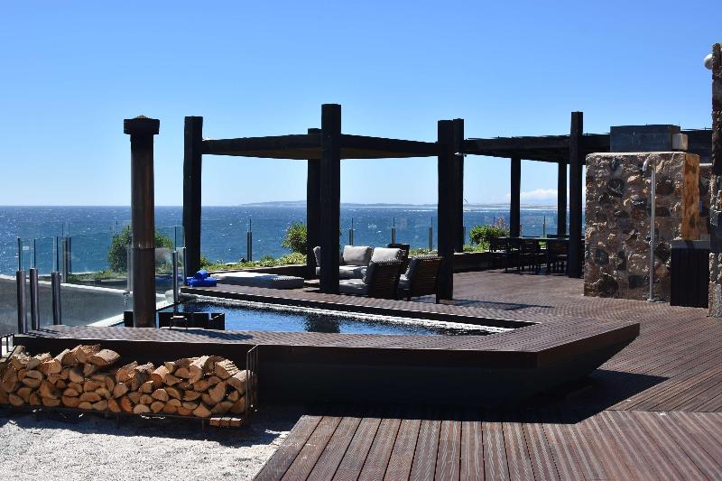 Radisson Blu Acqua Hotel & Spa Concon