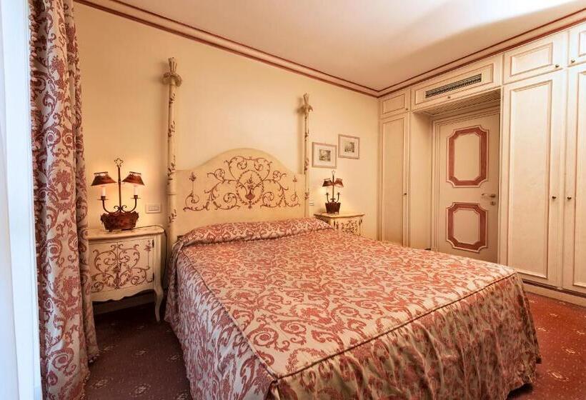 레지던스 Db Villas Le Ville Del Lido Resort