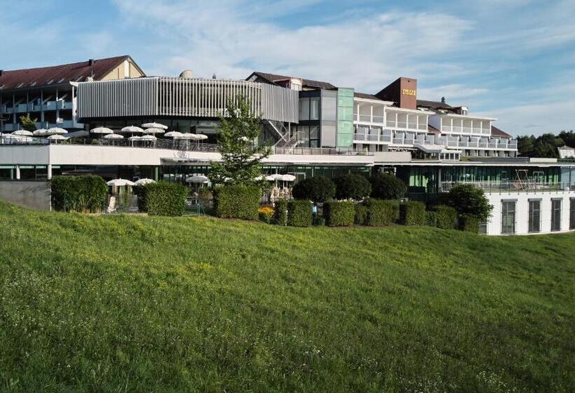 Thermenhotel Stoiser