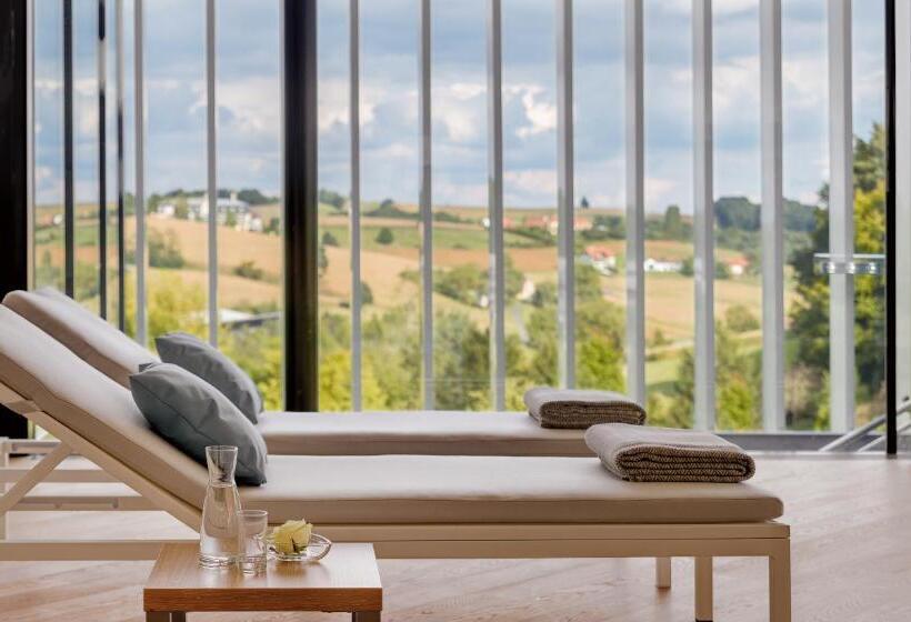 Thermenhotel Stoiser