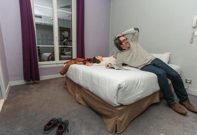 Vintage Paris Gare Du Nord By Hiphophostels