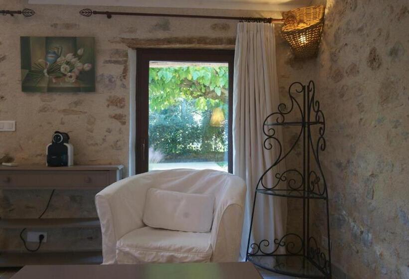 צימר L'abri Du Poète