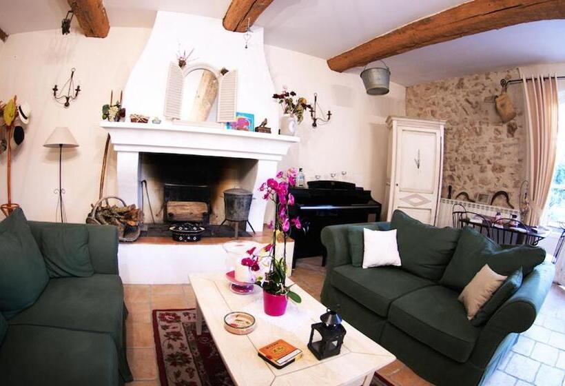 צימר L'abri Du Poète