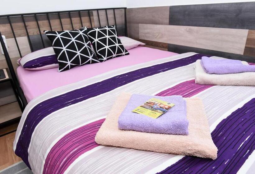 تختخواب و صبحانه Sobe Sa Kupatilom Jajce