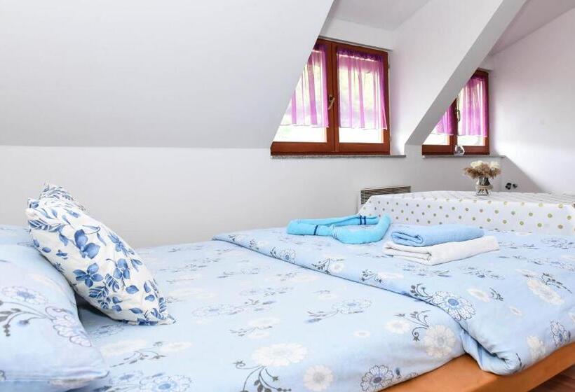 تختخواب و صبحانه Sobe Sa Kupatilom Jajce