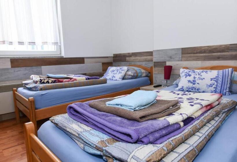 تختخواب و صبحانه Sobe Sa Kupatilom Jajce