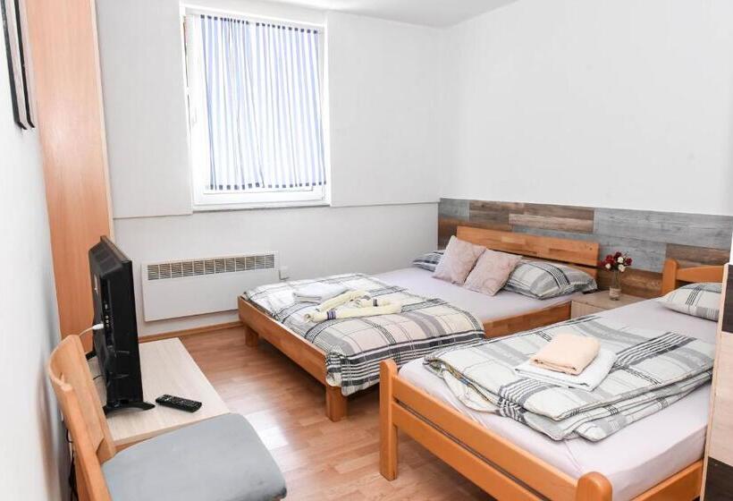 تختخواب و صبحانه Sobe Sa Kupatilom Jajce