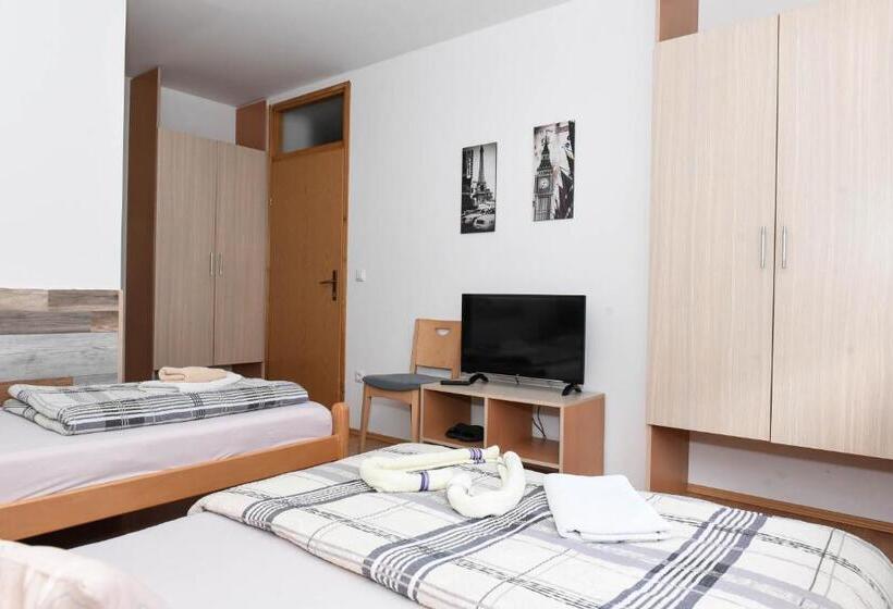 تختخواب و صبحانه Sobe Sa Kupatilom Jajce