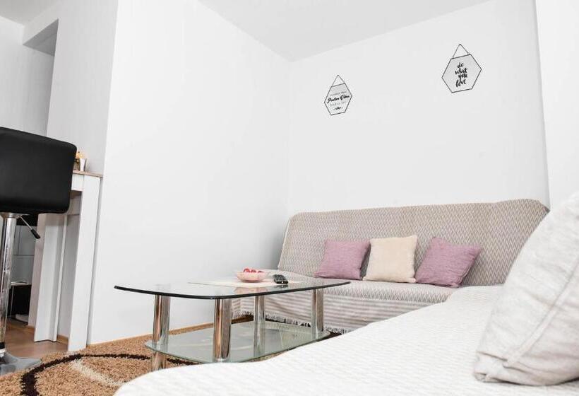 تختخواب و صبحانه Sobe Sa Kupatilom Jajce