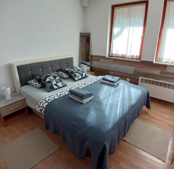 تختخواب و صبحانه Sobe Sa Kupatilom Jajce