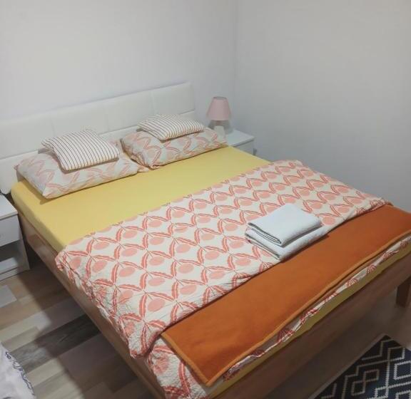 تختخواب و صبحانه Sobe Sa Kupatilom Jajce