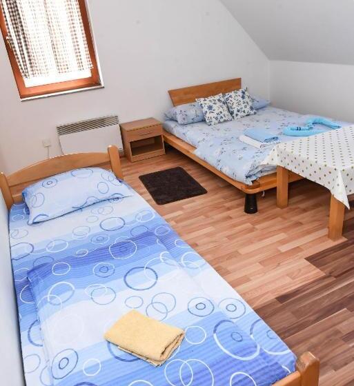 تختخواب و صبحانه Sobe Sa Kupatilom Jajce