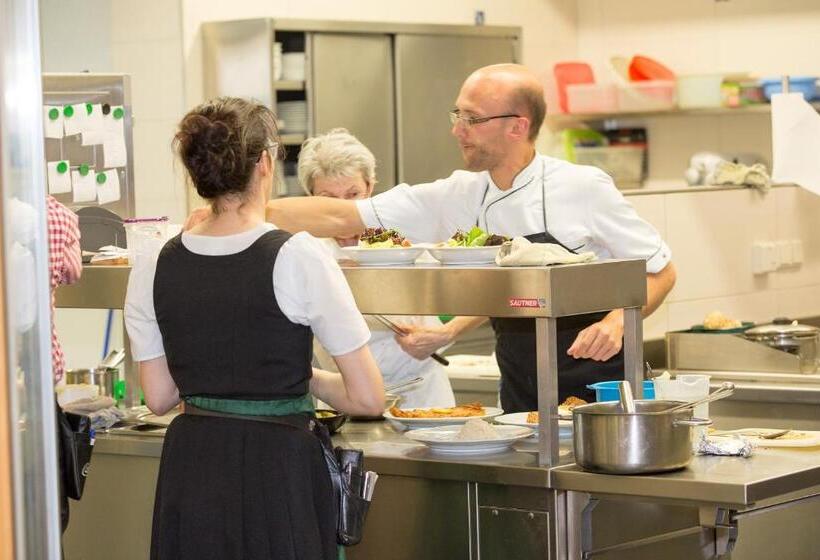 Gasthof   Landhotel Ernst