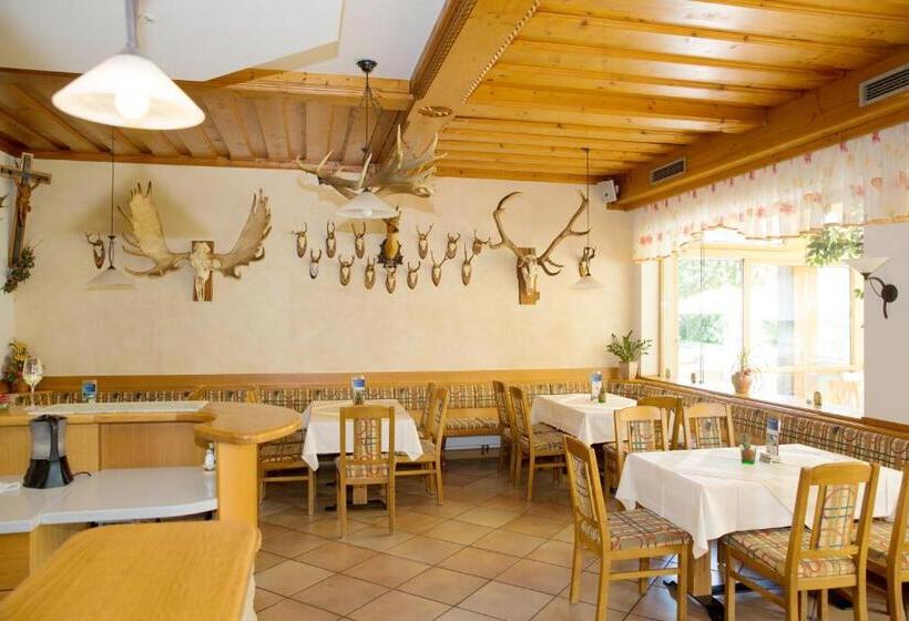 Gasthof   Landhotel Ernst