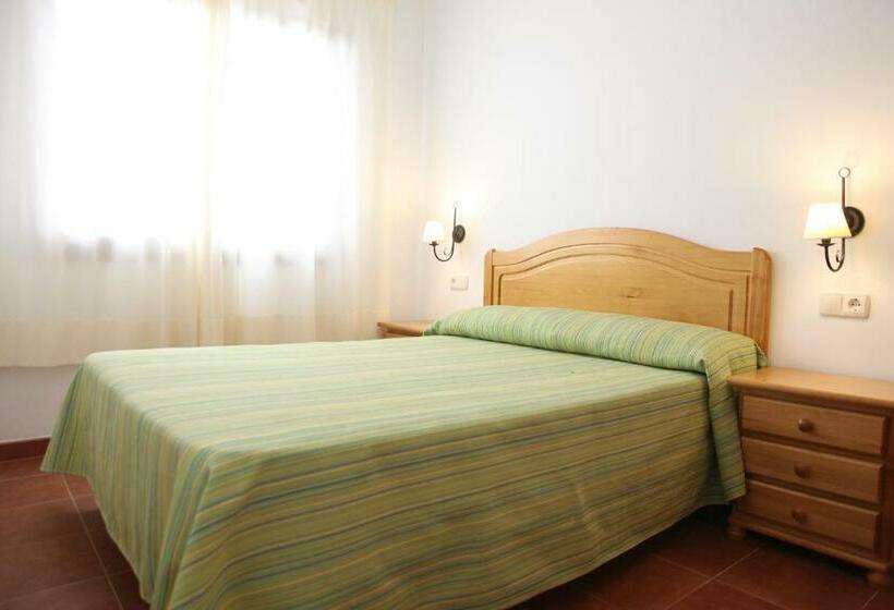 فندق Apartamentos Llorca