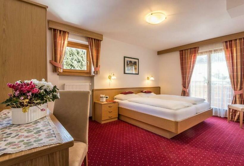 ホテル Ciasa Roch