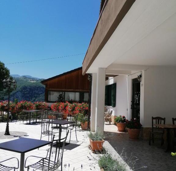 Nido Delle Rondini Hotel Ristorante Pizzeria