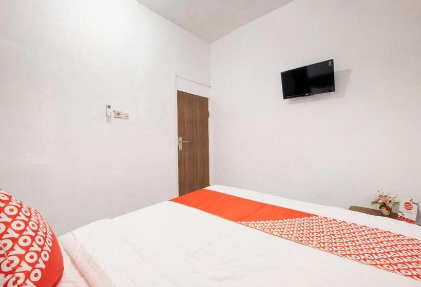 Отель Oyo 2394  Brosta