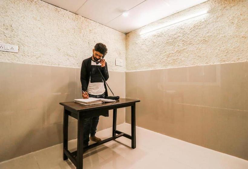 ホテル Oyo 45428 Shri Krishnan Guest House