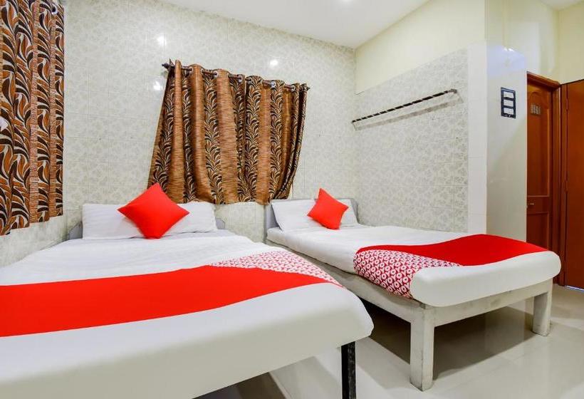 בית מלון כפרי Oyo 69608 Vishwakarma Niwas Service Apartment