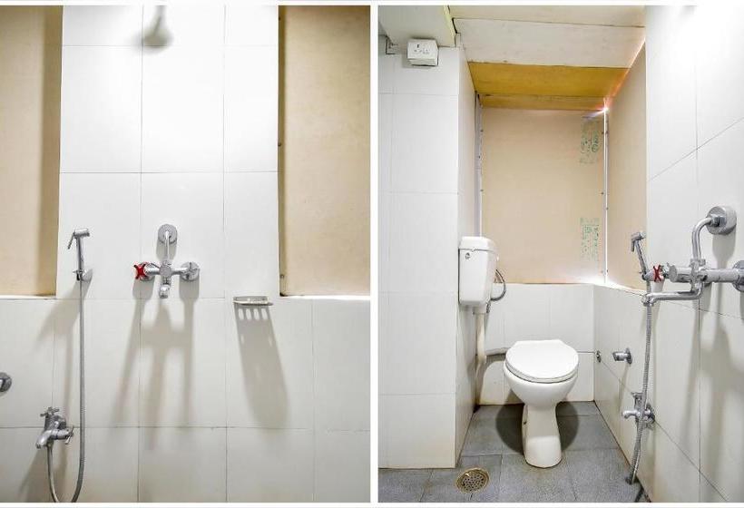 בית מלון כפרי Oyo 69608 Vishwakarma Niwas Service Apartment